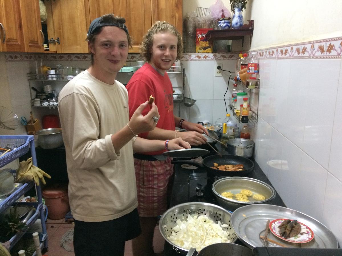 Dalat Happy Hostel Екстериор снимка